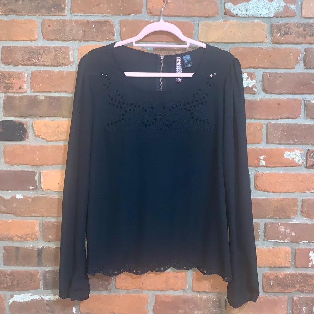 Black Laser Cut Long Sleeve Blouse Size XL